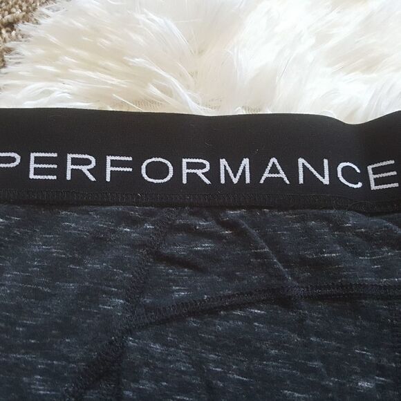 Calvin Klein Performance capri leggings Sz Medium - Picture 8 of 10